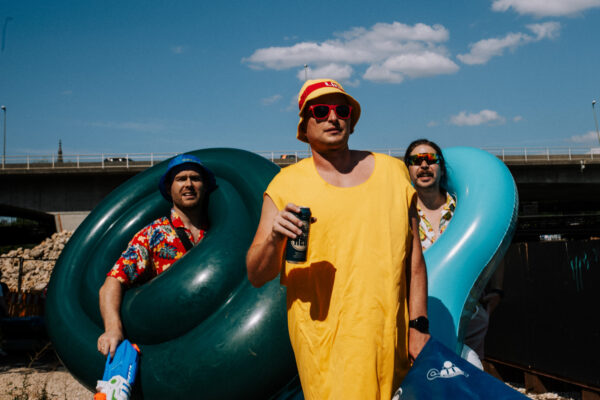 L1008584