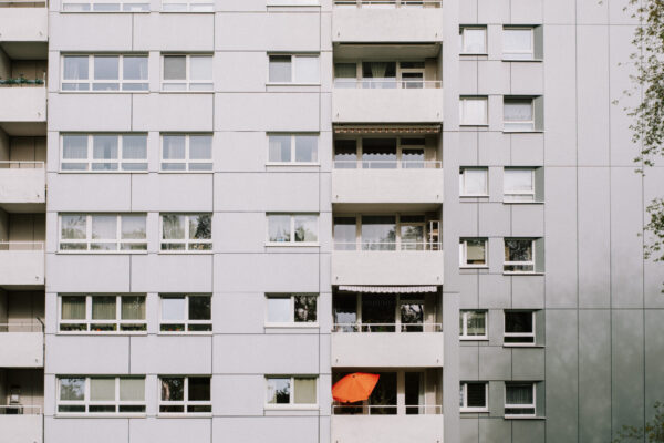 Roter Schirm-Andreas